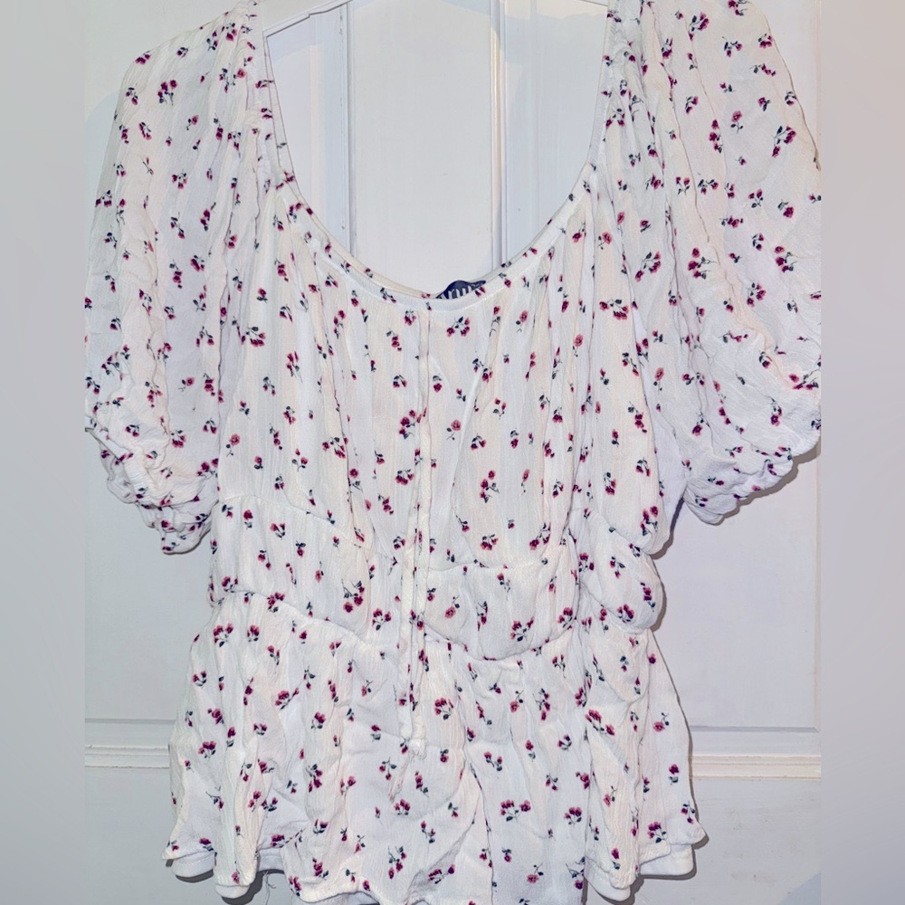 Arula women’s top